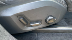 Volvo XC90 2.0 T8 PHEV Ultra Dark 5dr AWD Geartronic Estate